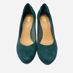Clarks Artisan Suede Pumps